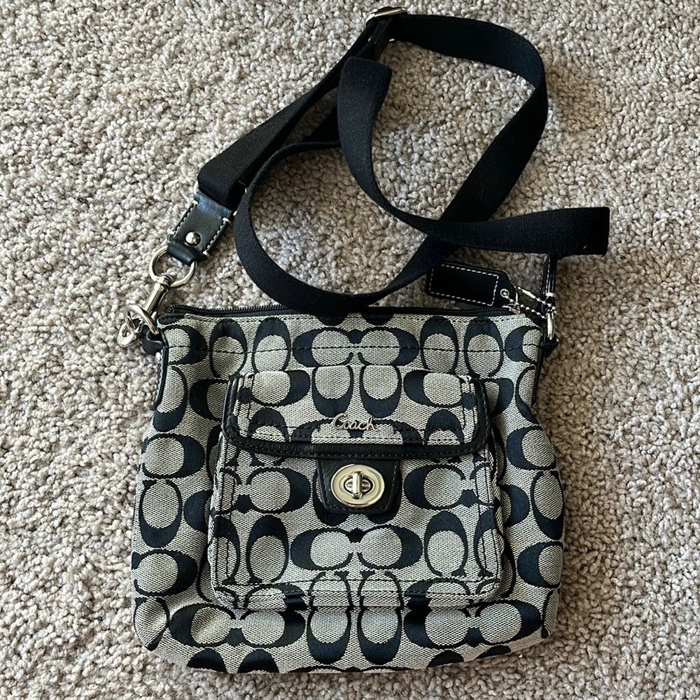 Small Coach crossbody